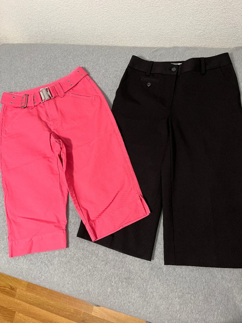 Capri Pants Lot Womens 4 Petite Indie Summer Pink Black